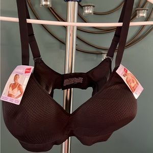 Women’s black bra Hanes XXL